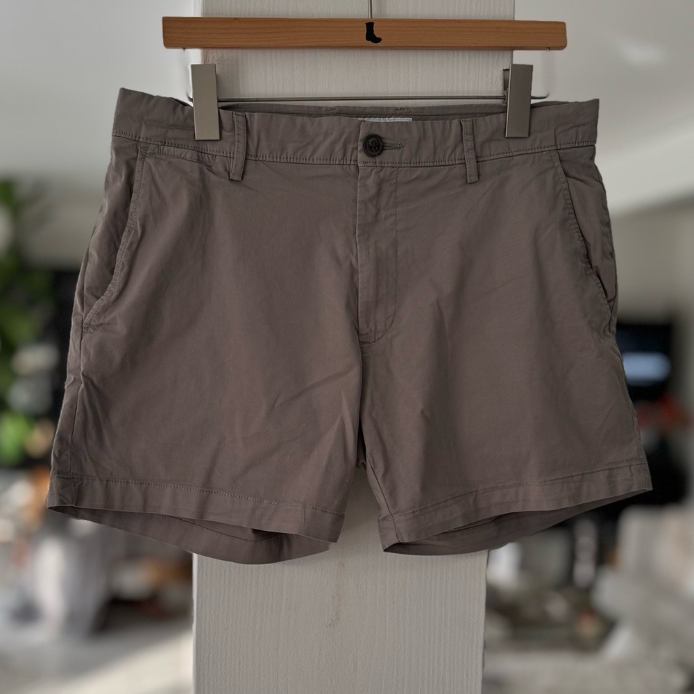 Amazon Essentials Men’s Shorts